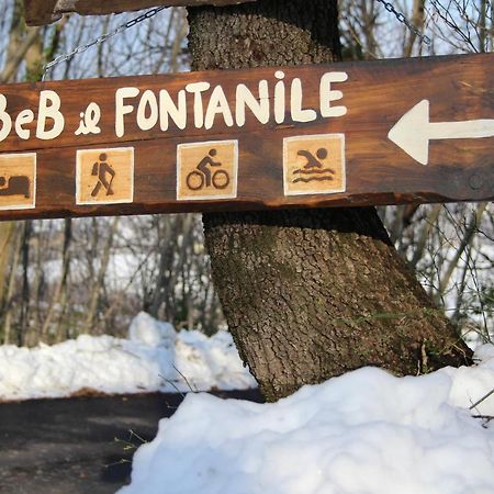 Casale Fontanile Bed And Breakfast Smerillo Dış mekan fotoğraf